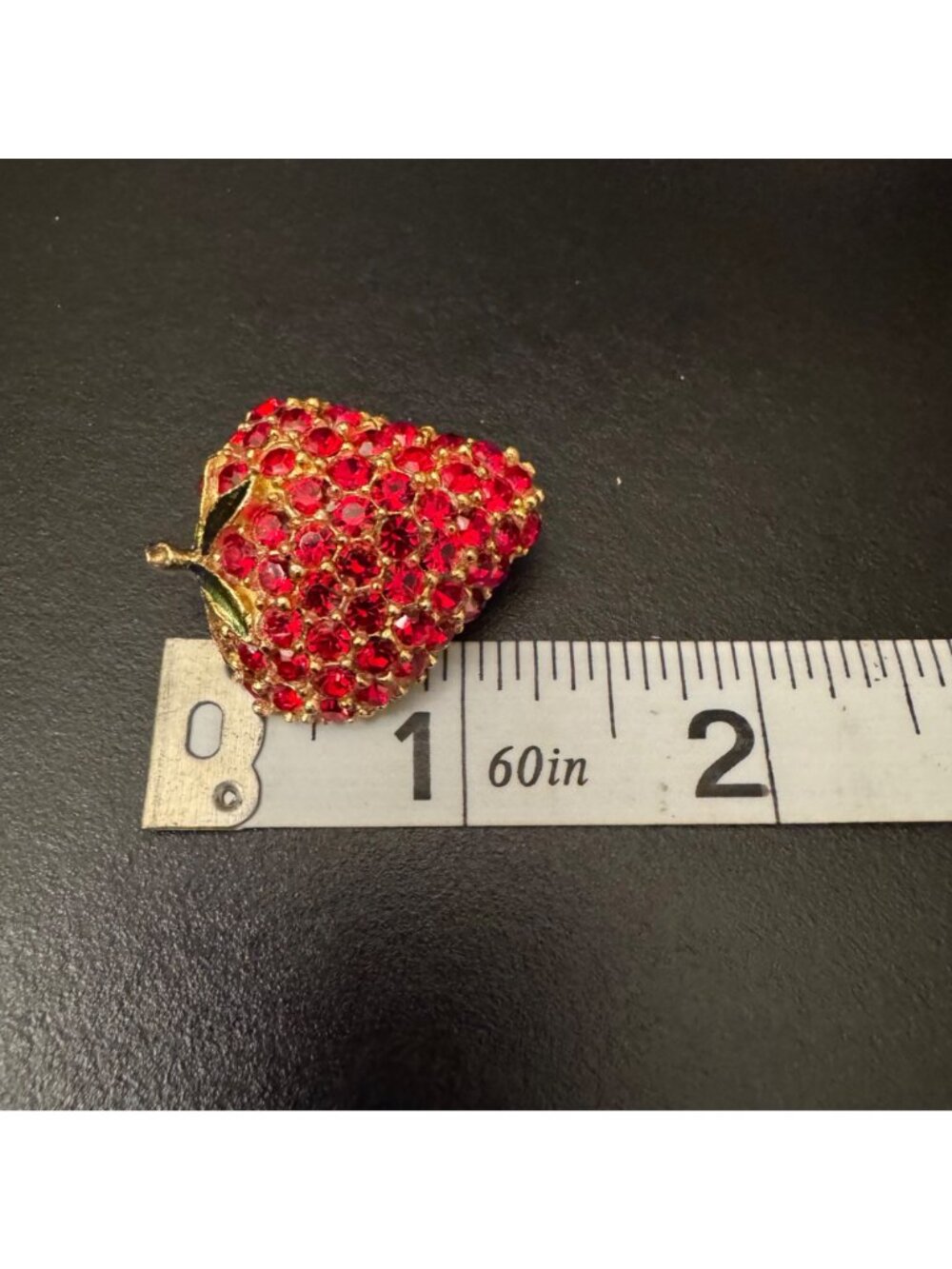 Strawberry Shaped Red Rhinestone Enamel Gold-Tone Vintage Brooch Pin - Picture 7 of 7